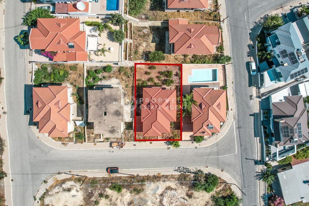 Property photo 2 of 10