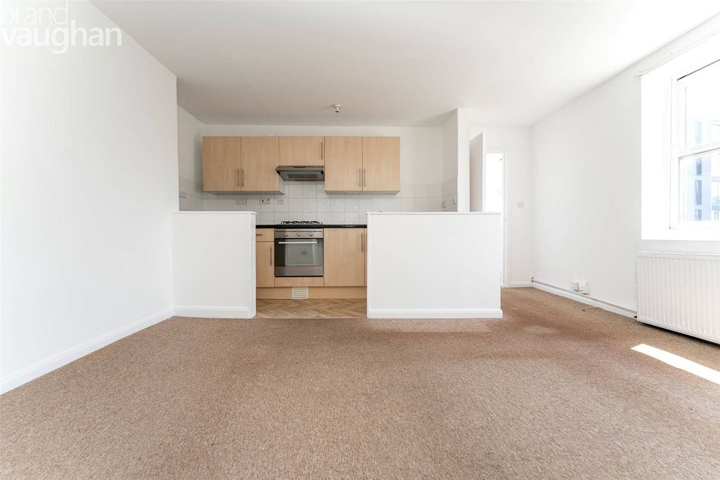 Property photo 2 of 10 Living Room