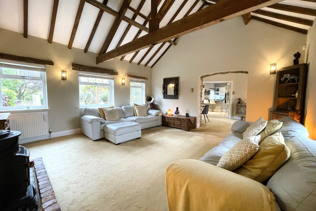 Property photo 3 of 32 5