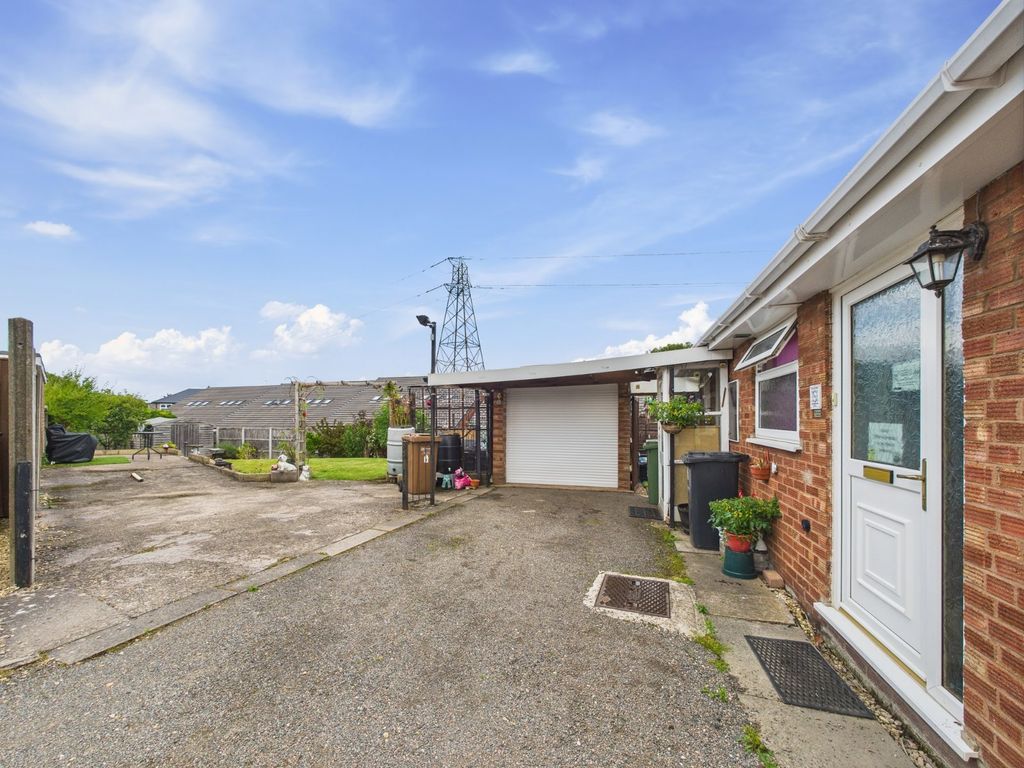 Property photo 2 of 12 Picture No. 05