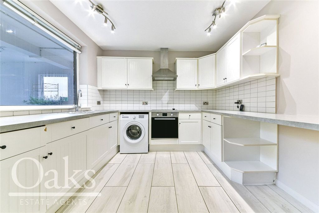 Property photo 3 of 8 Picture No. 01