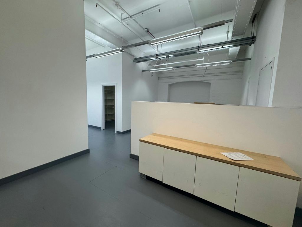 Property photo 3 of 7 6.Jpg