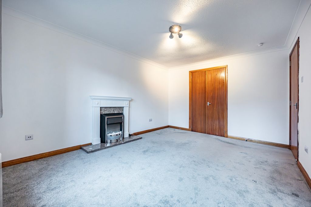 Additional image 6 of 1 bed flat for saleFenwick Place, Giffnock, Glasgow G46