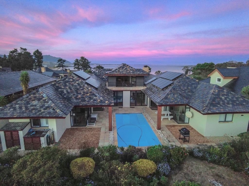 Property photo 1 of 65