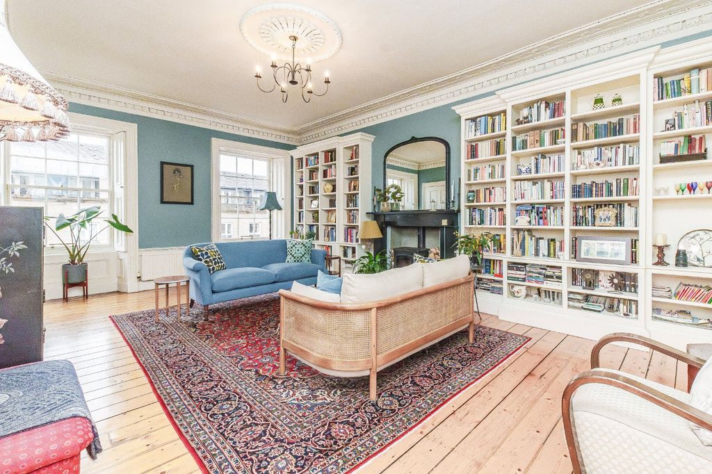 Property photo 2 of 27 Picture 2