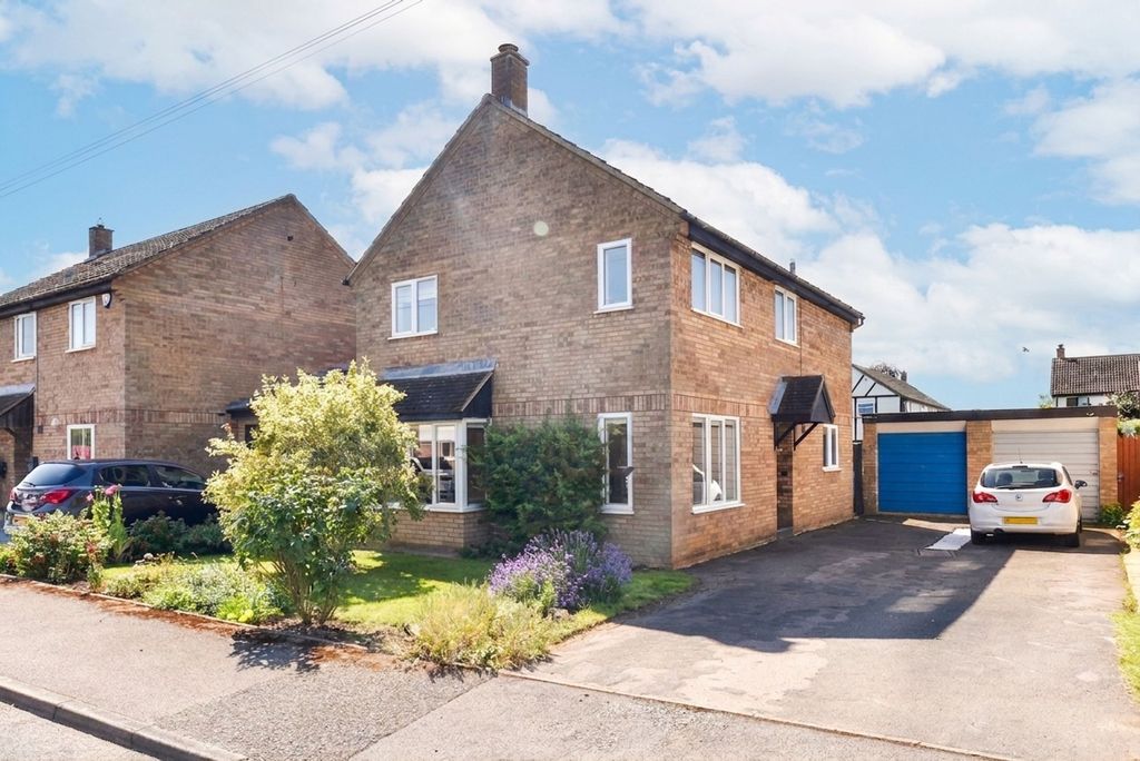 Property photo 2 of 14