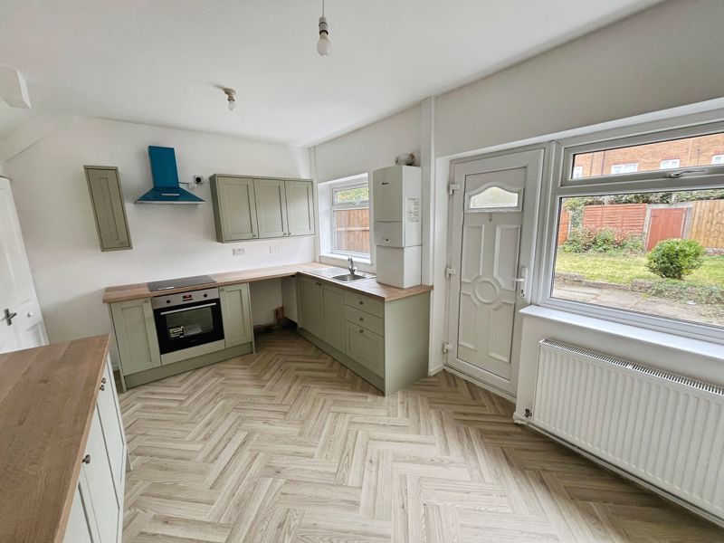 Property photo 2 of 12 Kitchen Diner