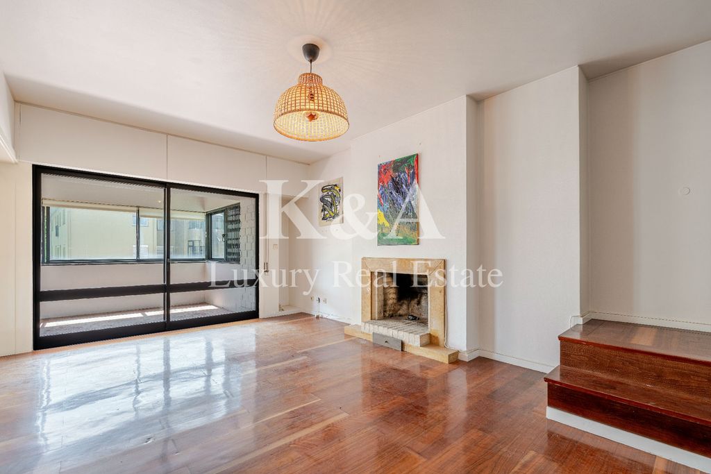 Property photo 1 of 30
