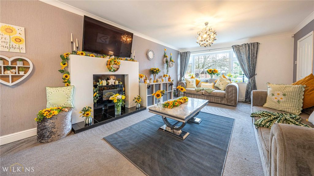 Property photo 3 of 36 Picture No. 07