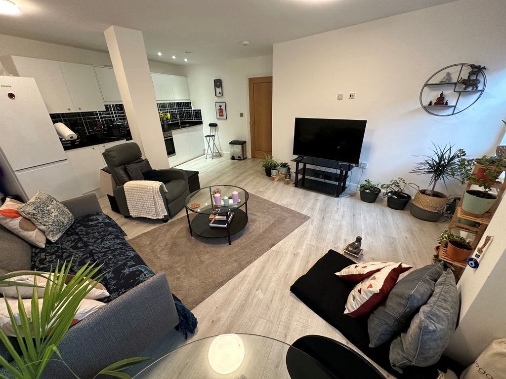 Property photo 3 of 9 3595726