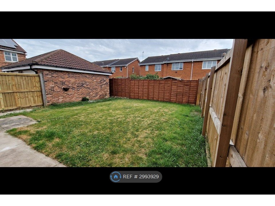 Property photo 2 of 9 Rear