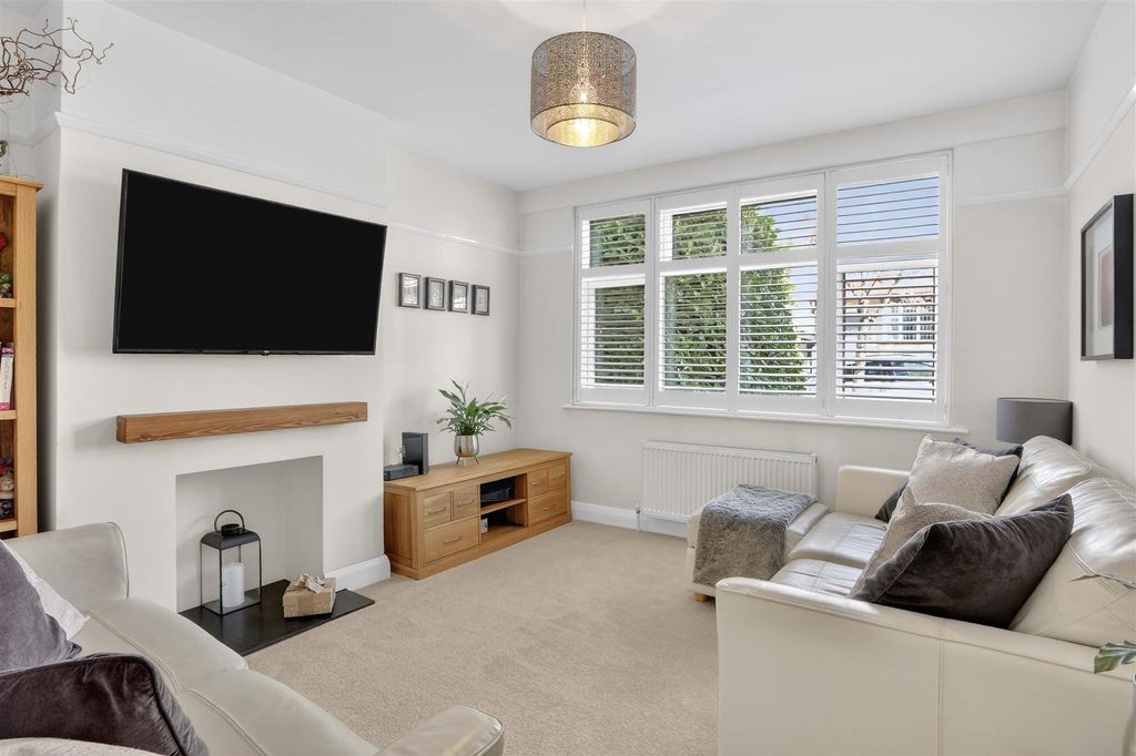 Property photo 2 of 32 1675836892 - 18.Jpg