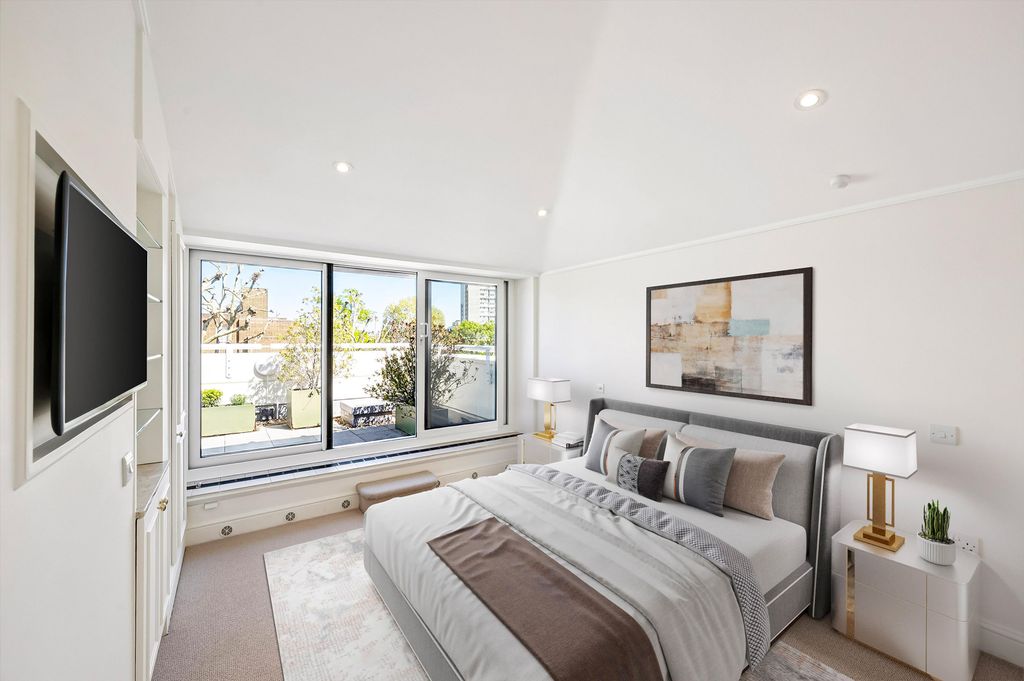 Property photo 2 of 24 Image