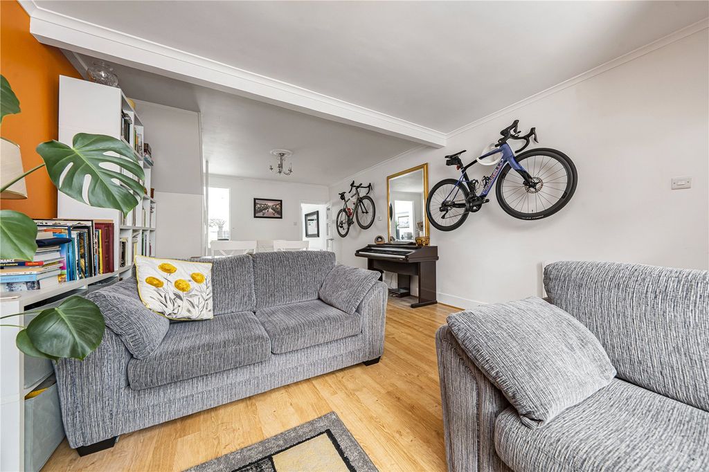 Additional image 11 of 2 bed terraced house for saleOrchard Road, Brentford TW8