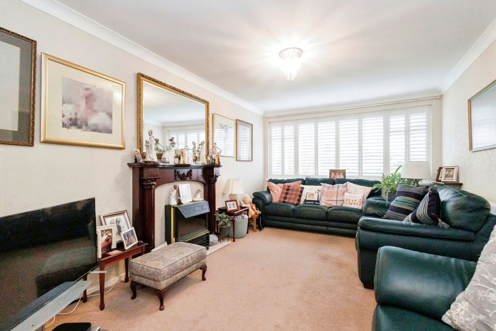 Property photo 2 of 16 Photography