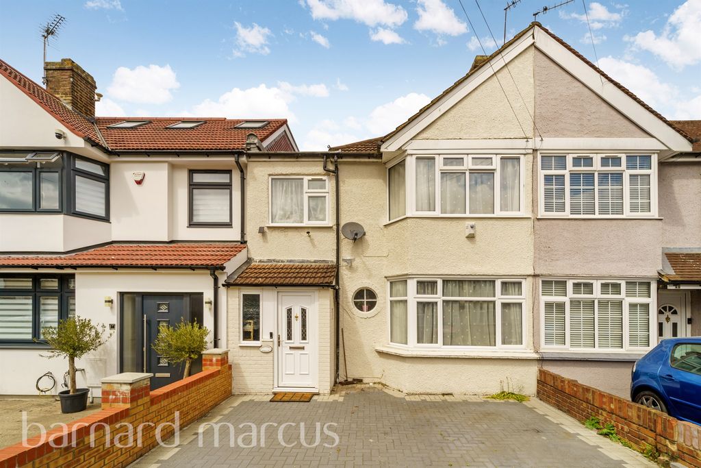 Property photo 1 of 12
