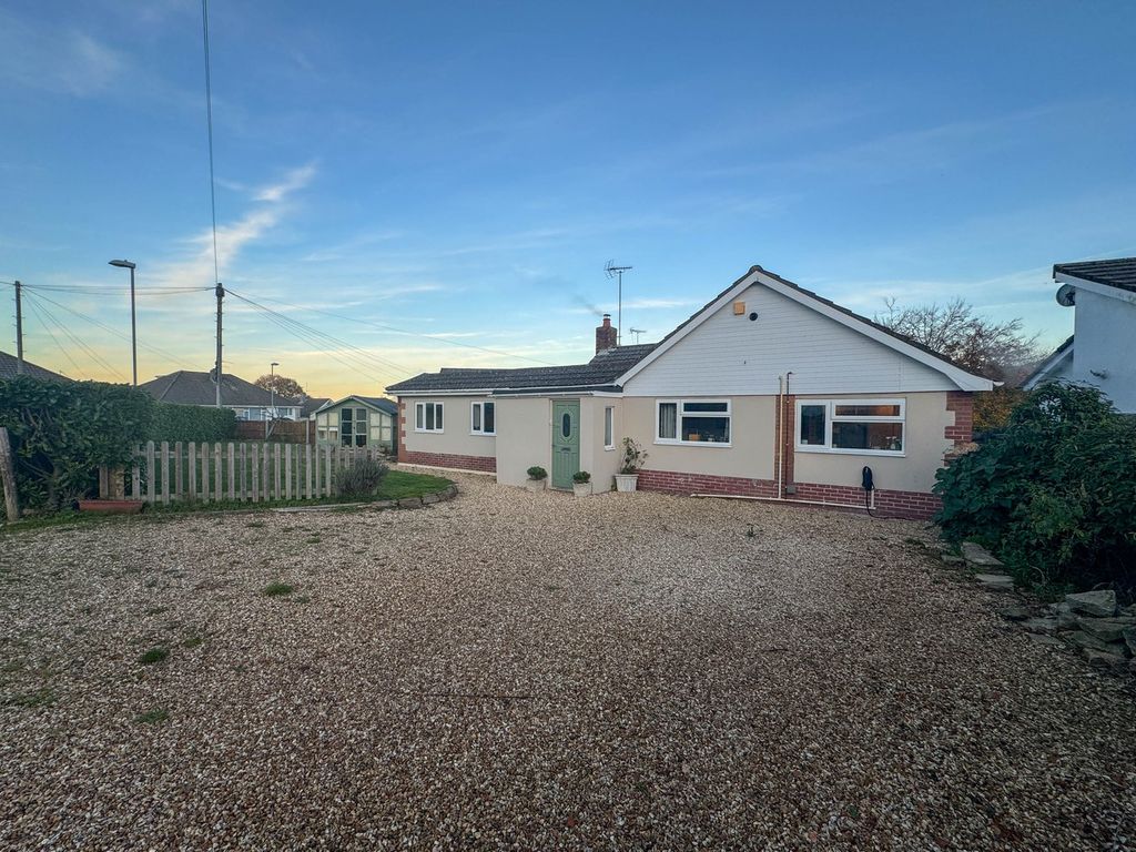 Property photo 1 of 24