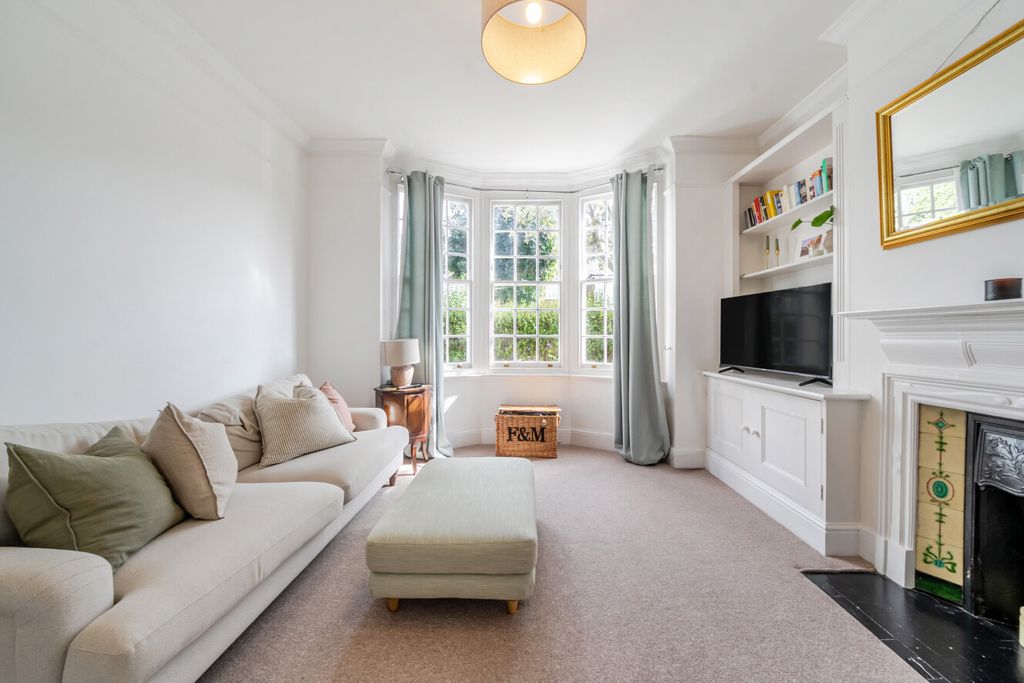 Property photo 3 of 16 1512411-20-6A8c16...