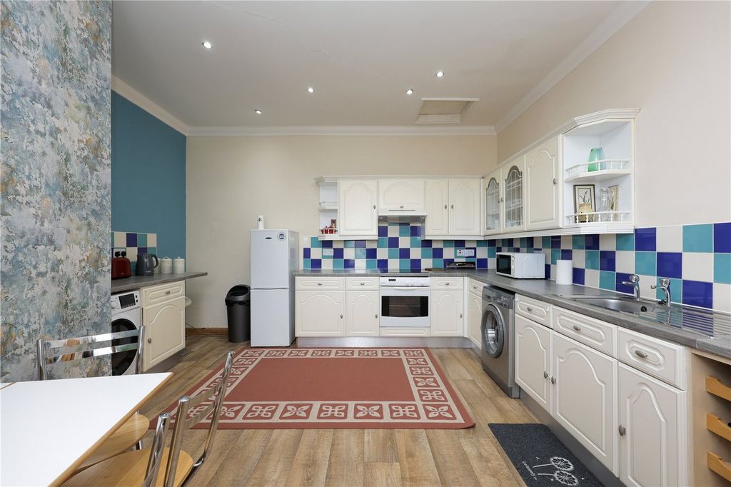 Property photo 2 of 22 Picture 2