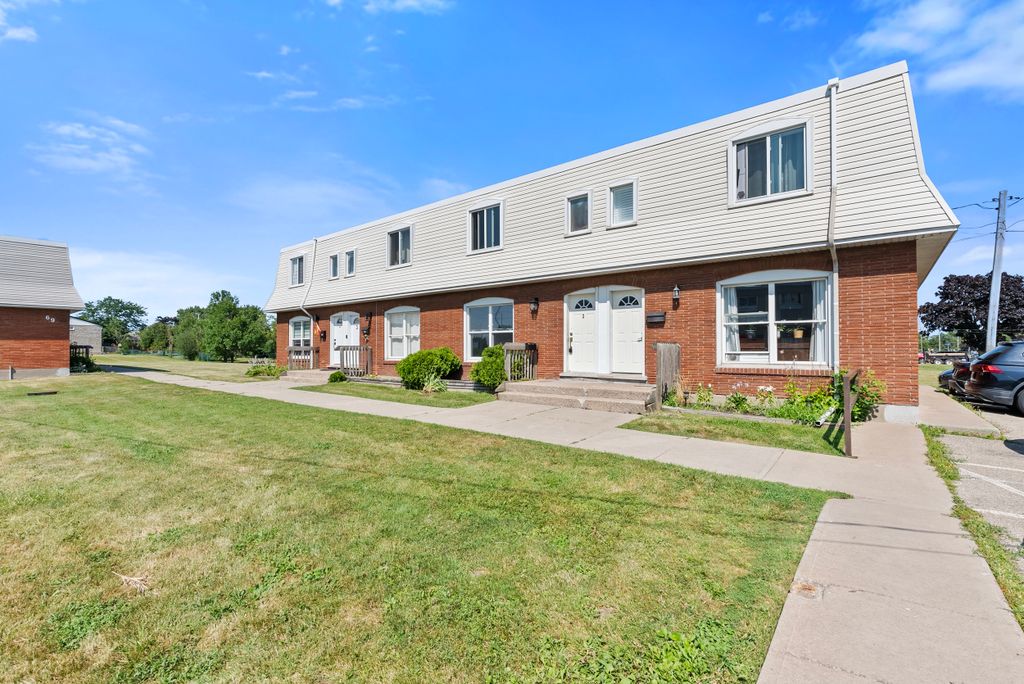 Property photo 1 of 28