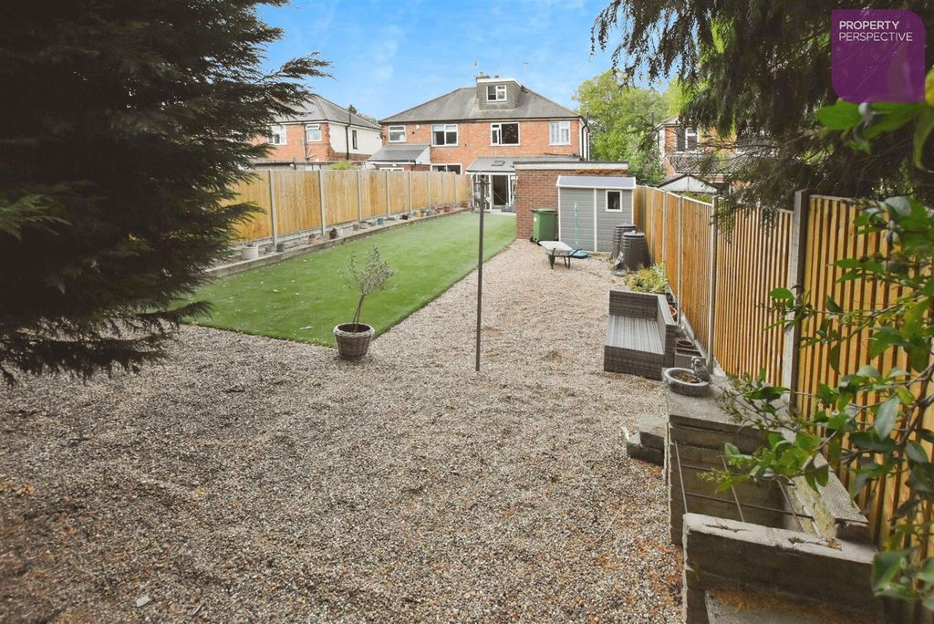 Property photo 2 of 21 Rear Gardens