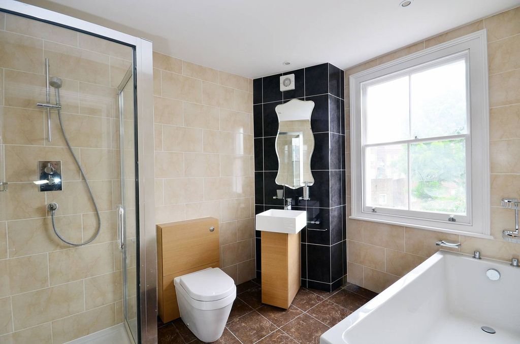 Property photo 1 of 4