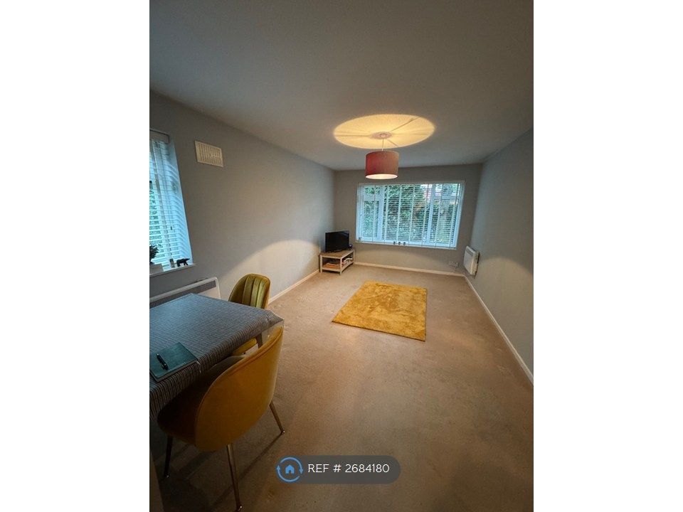 Property photo 3 of 6