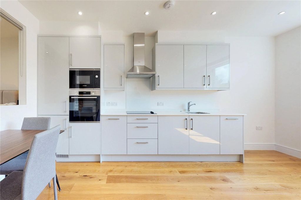 Property photo 1 of 7 Picture No. 10