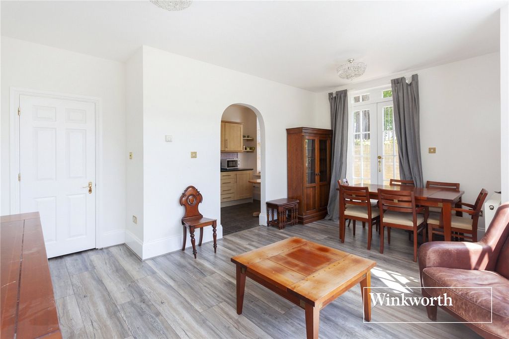 Property photo 2 of 12 Picture No. 10