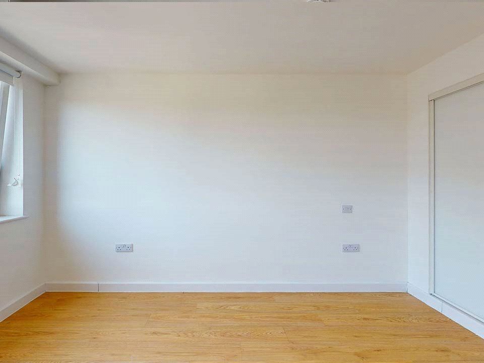 Property photo 3 of 3 Trafford 6