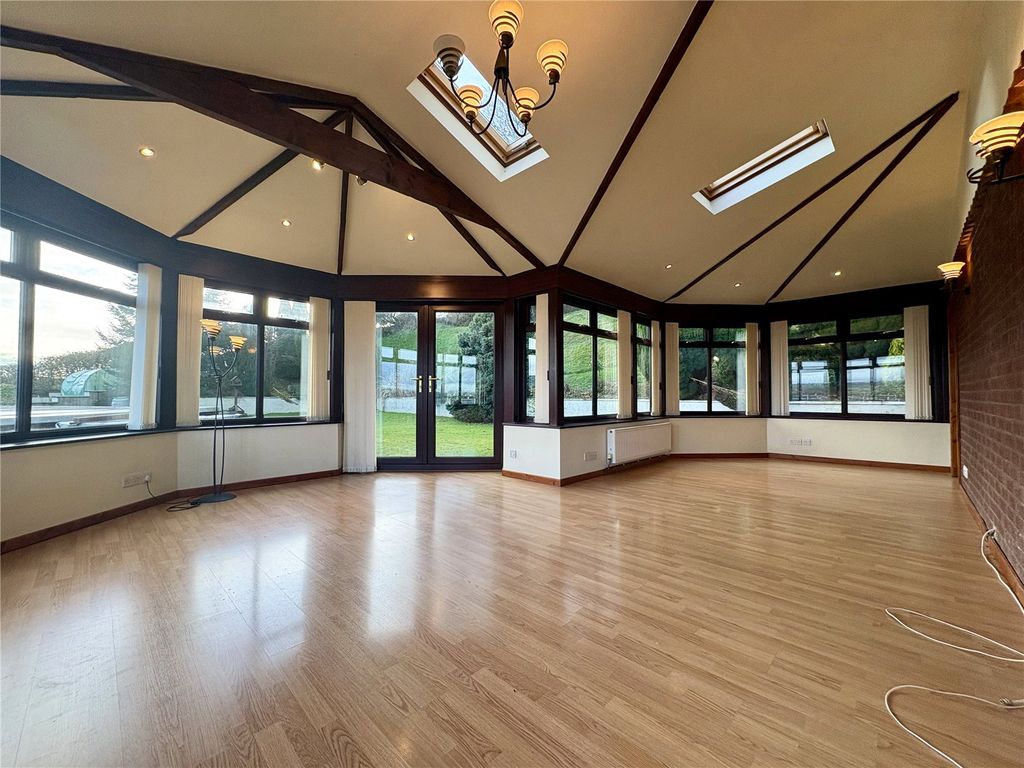 Property photo 3 of 20 Picture No. 21