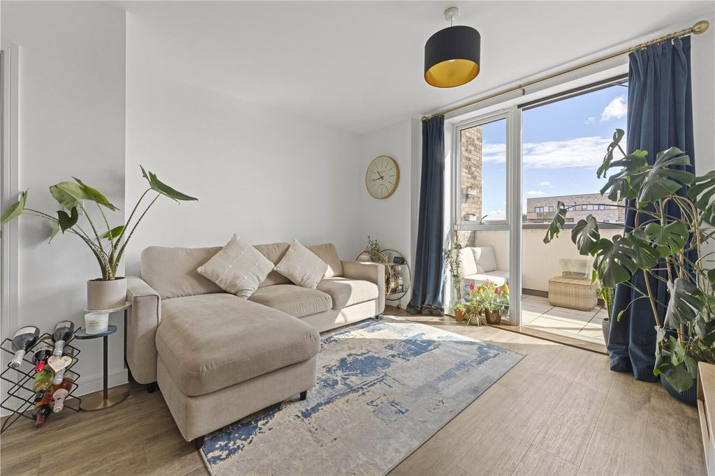 Property photo 1 of 14 Picture No. 02