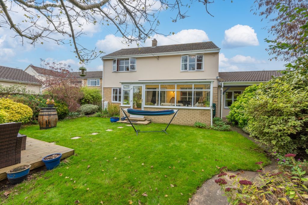 Property photo 1 of 46 Ashleigh (4)