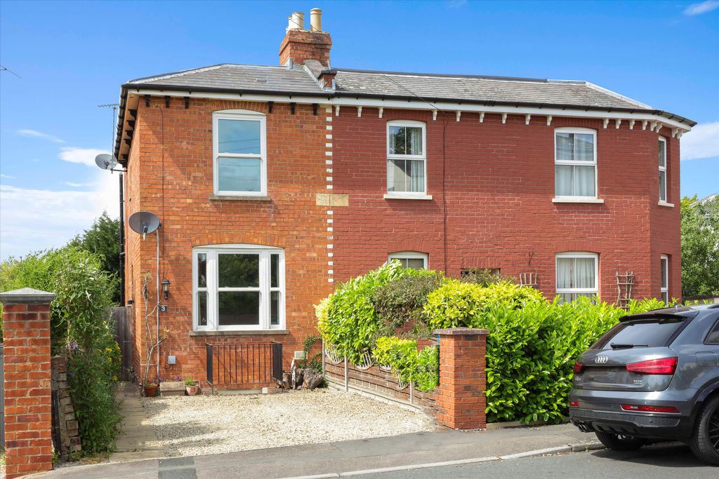Property photo 1 of 18 Image