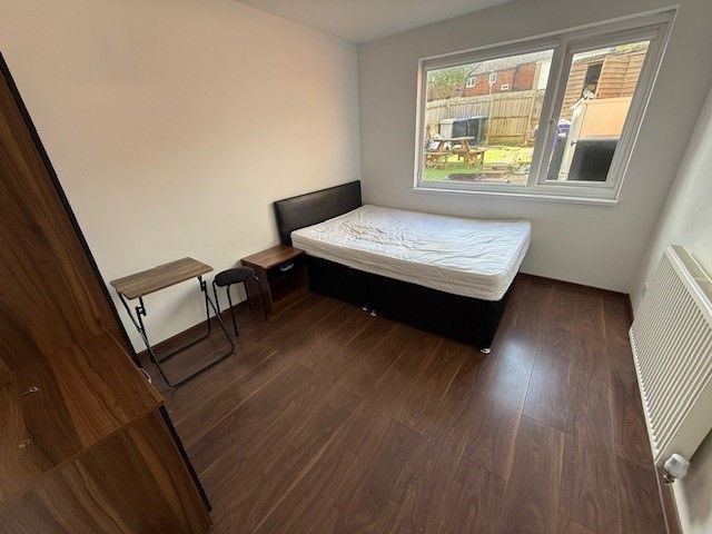 Property photo 1 of 3