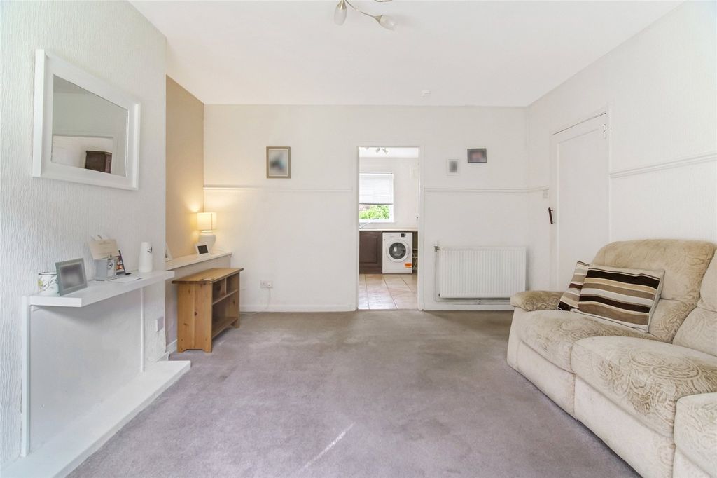 Property photo 3 of 13 3