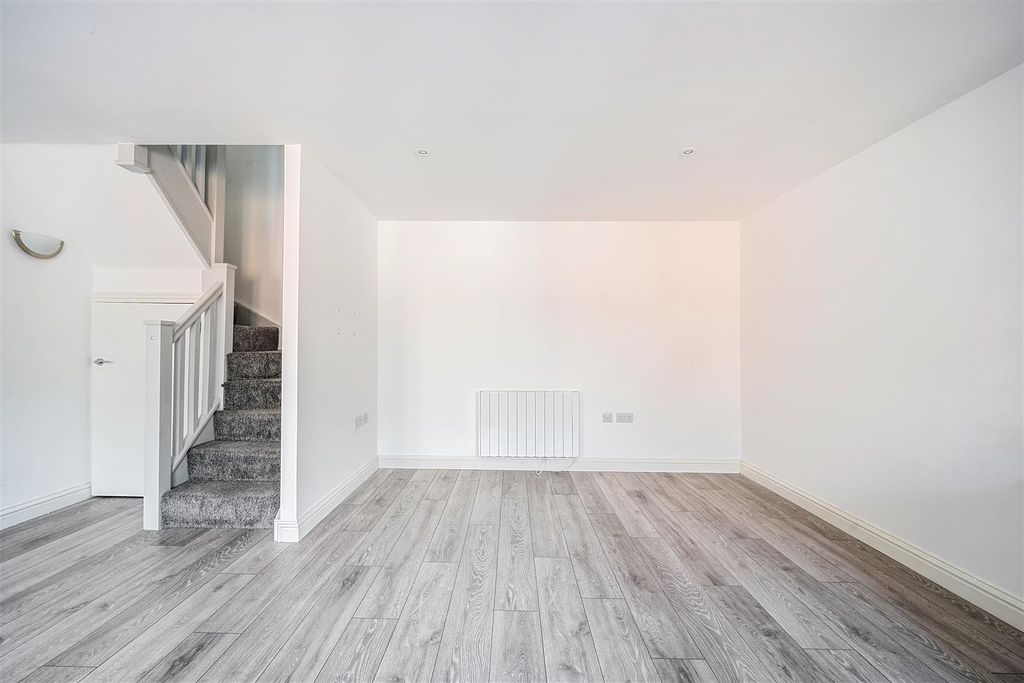 Property photo 3 of 10 1343758-4-68A83d7Ebf5c2.Jpg