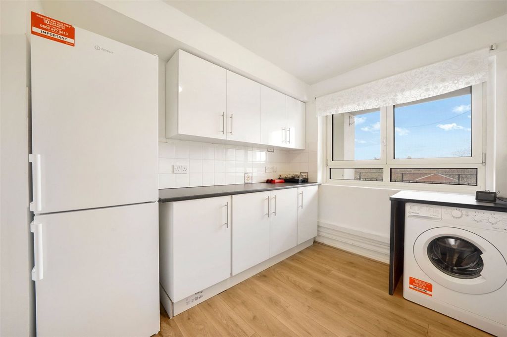 Property photo 3 of 13 Picture 3