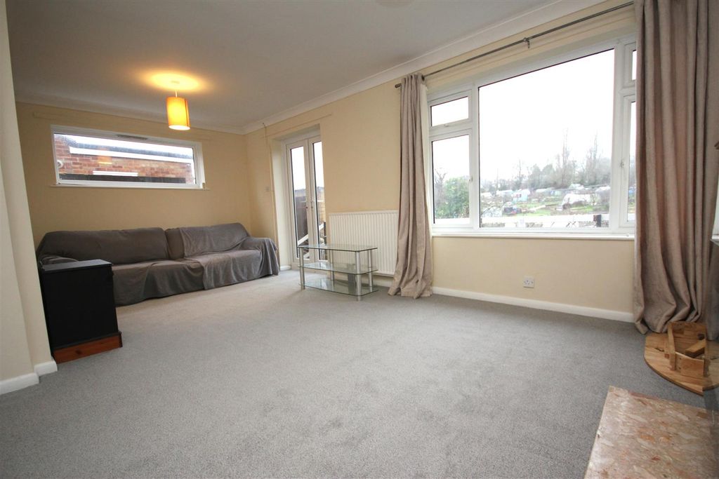 Property photo 3 of 11 Lounge 1.Jpg