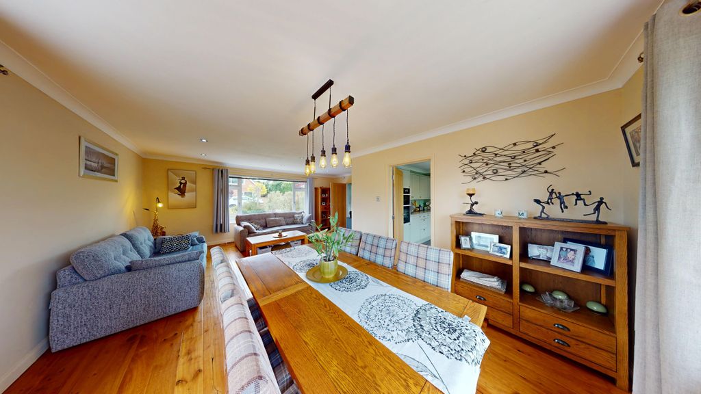 Property photo 1 of 20 9-Grovedale-Close-05152026_172844