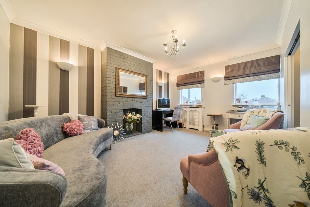 Property photo 1 of 22 1406683-29-6981F0...