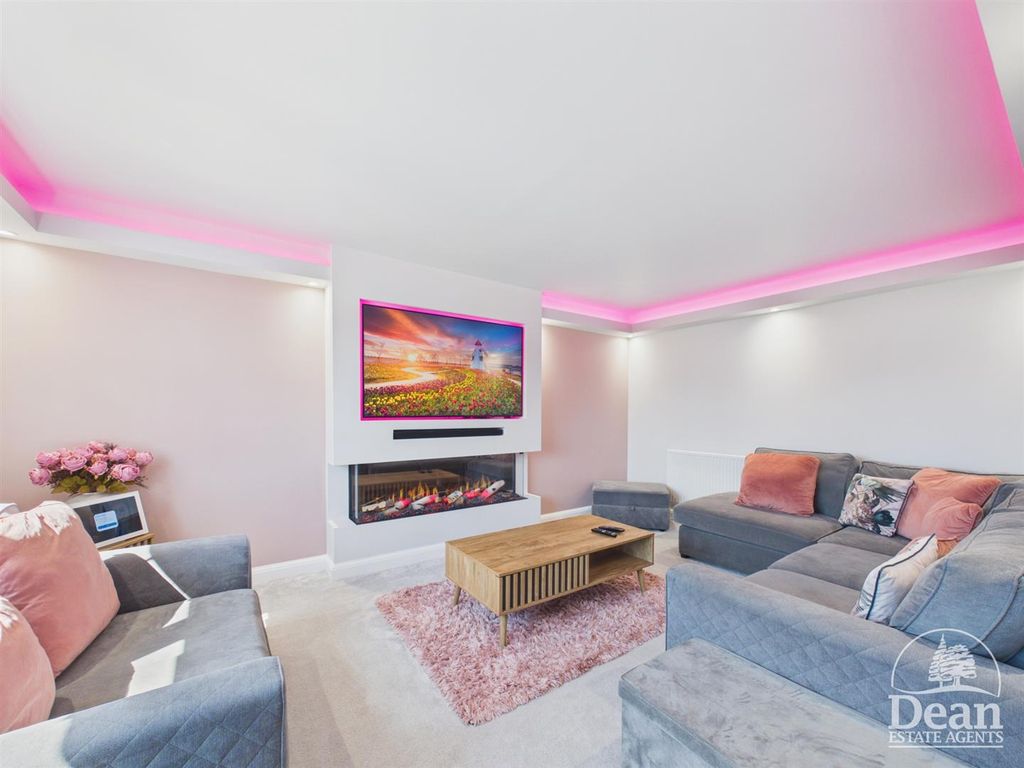 Property photo 2 of 35