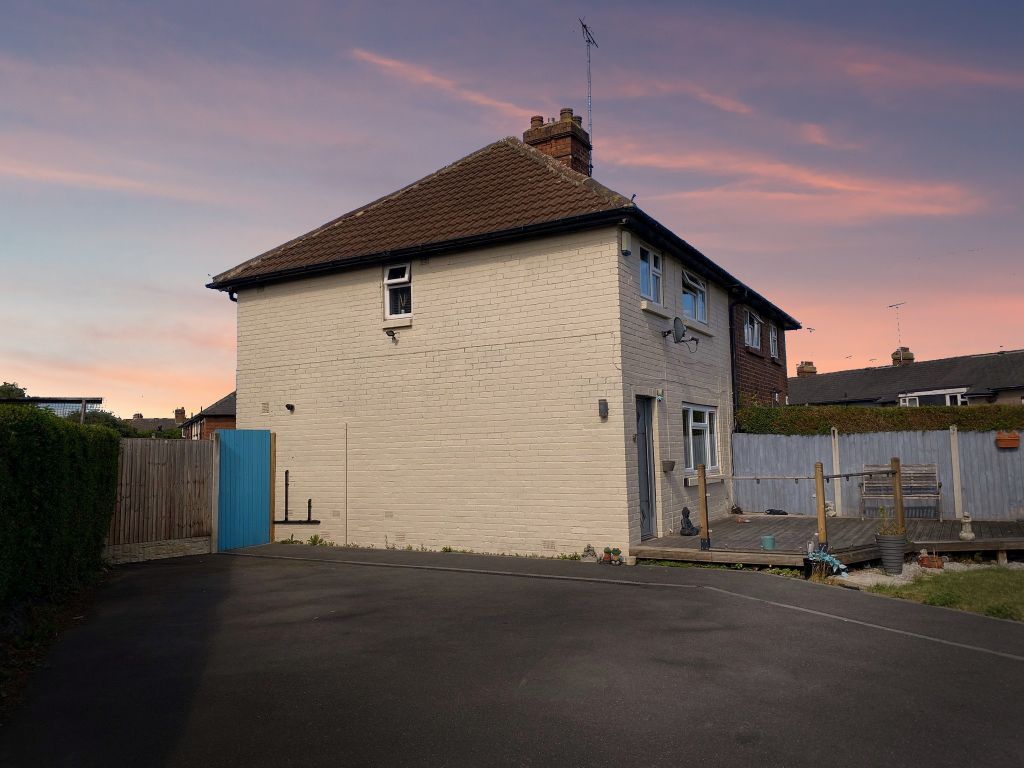 Property photo 2 of 16