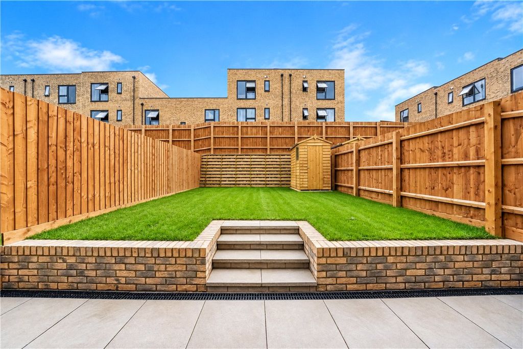 Property photo 3 of 15 Picture No. 06