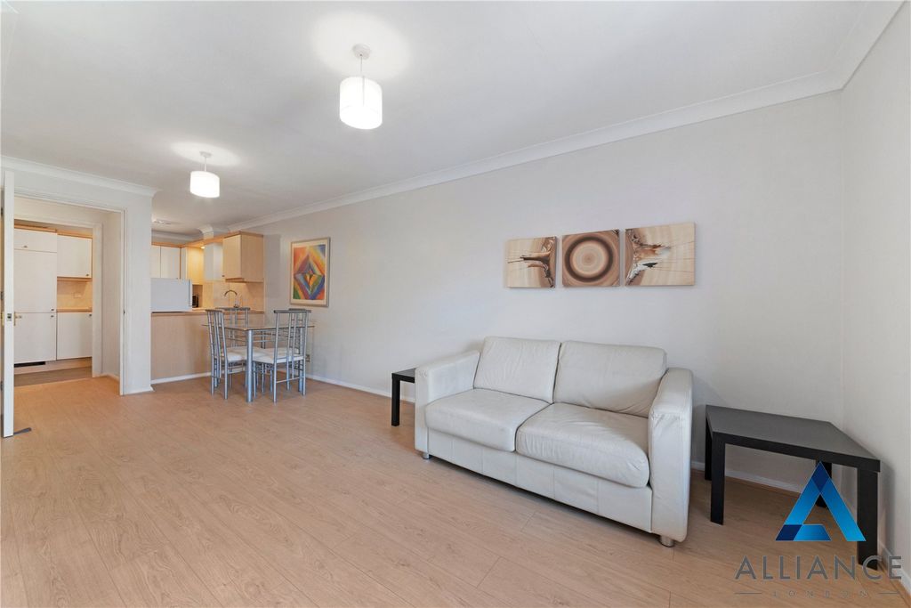 Property photo 2 of 12 Picture No. 02
