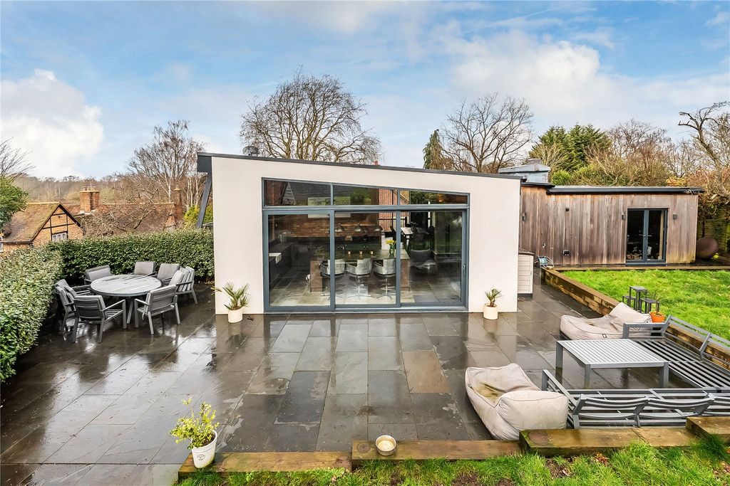 Property photo 1 of 28 Picture No. 44