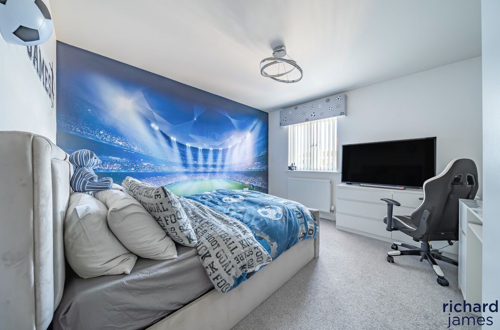 Additional image 21 of 4 bed detached house for salePeartree Close, Purton, Swindon, Purton SN5