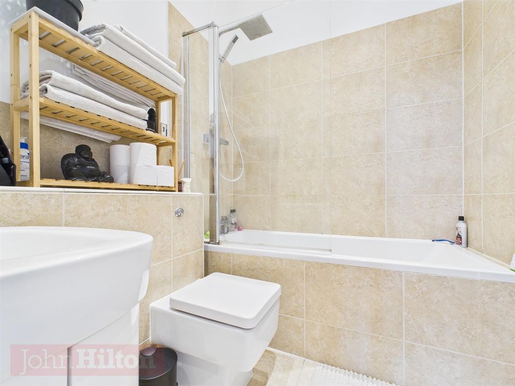 Property photo 2 of 6 Cam02534G0-Pr0624-Still002.Jpg