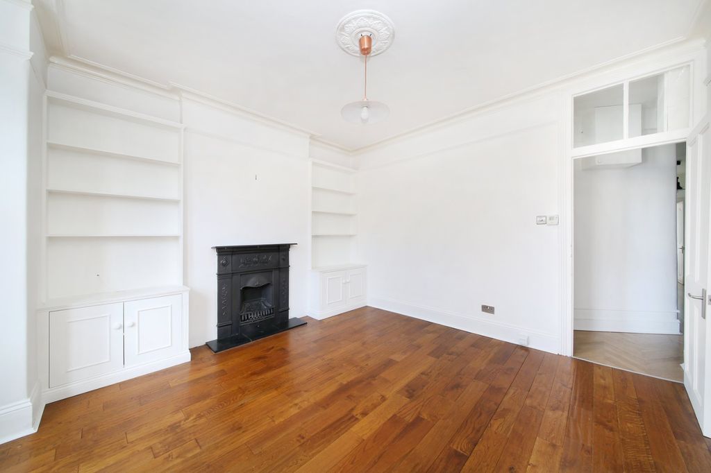 Property photo 3 of 7