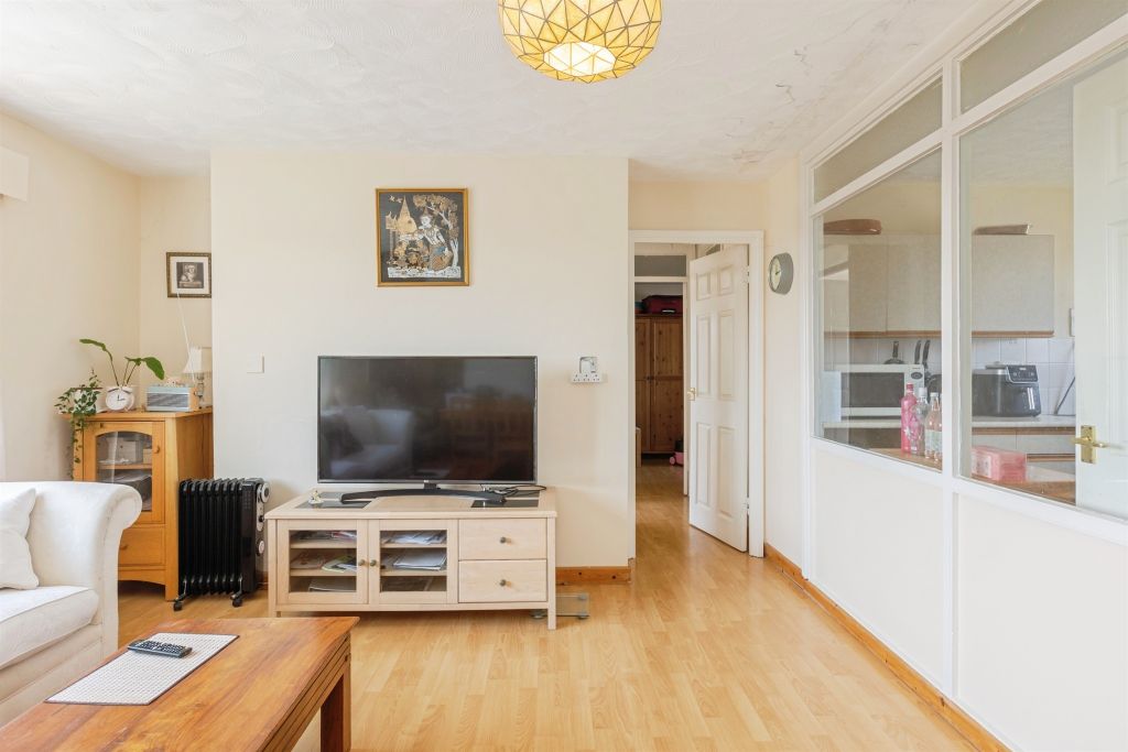 Property photo 3 of 16
